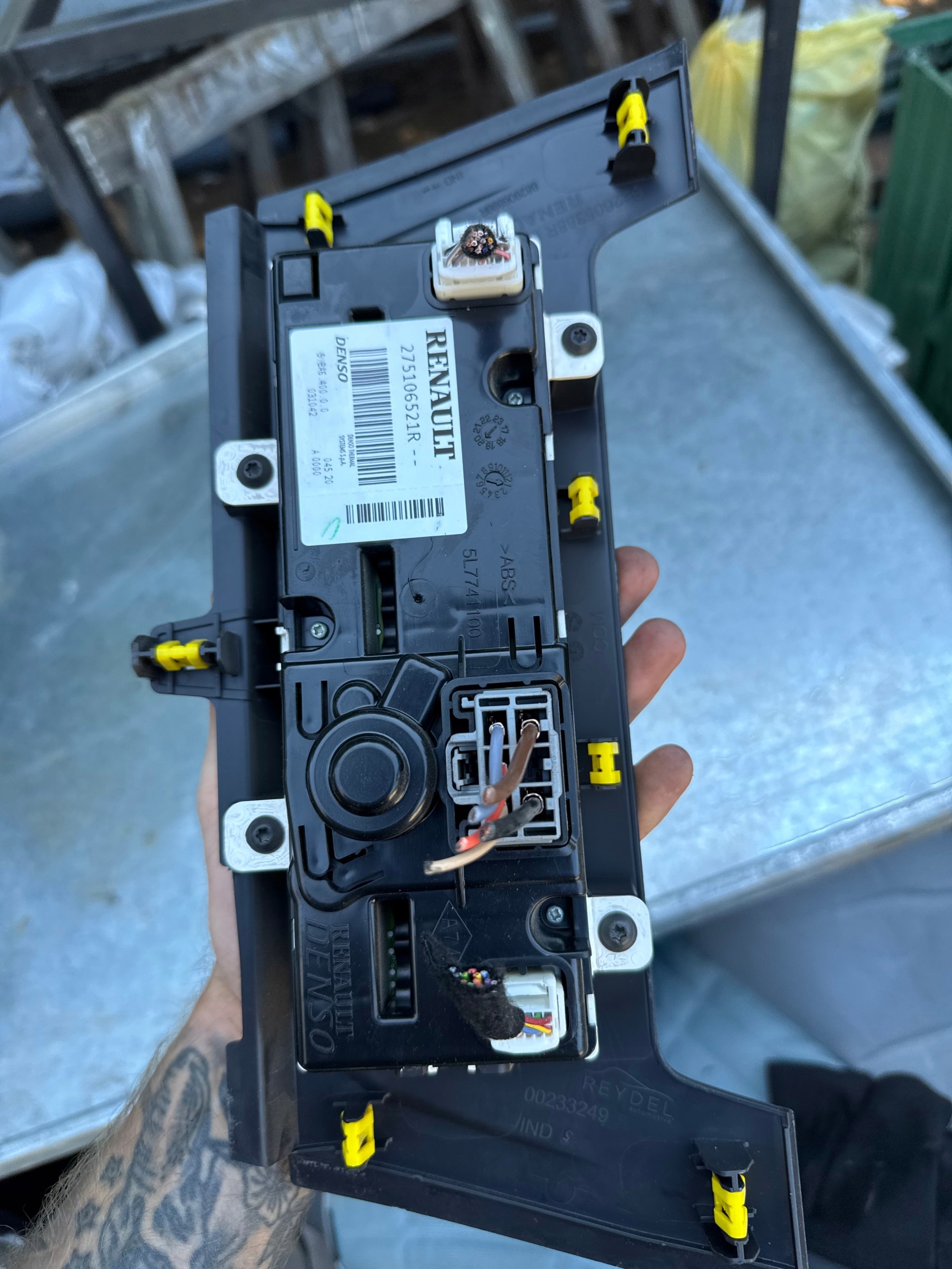 Renault Master III IV Klimaanlage Bedienblende 275106521R image 3