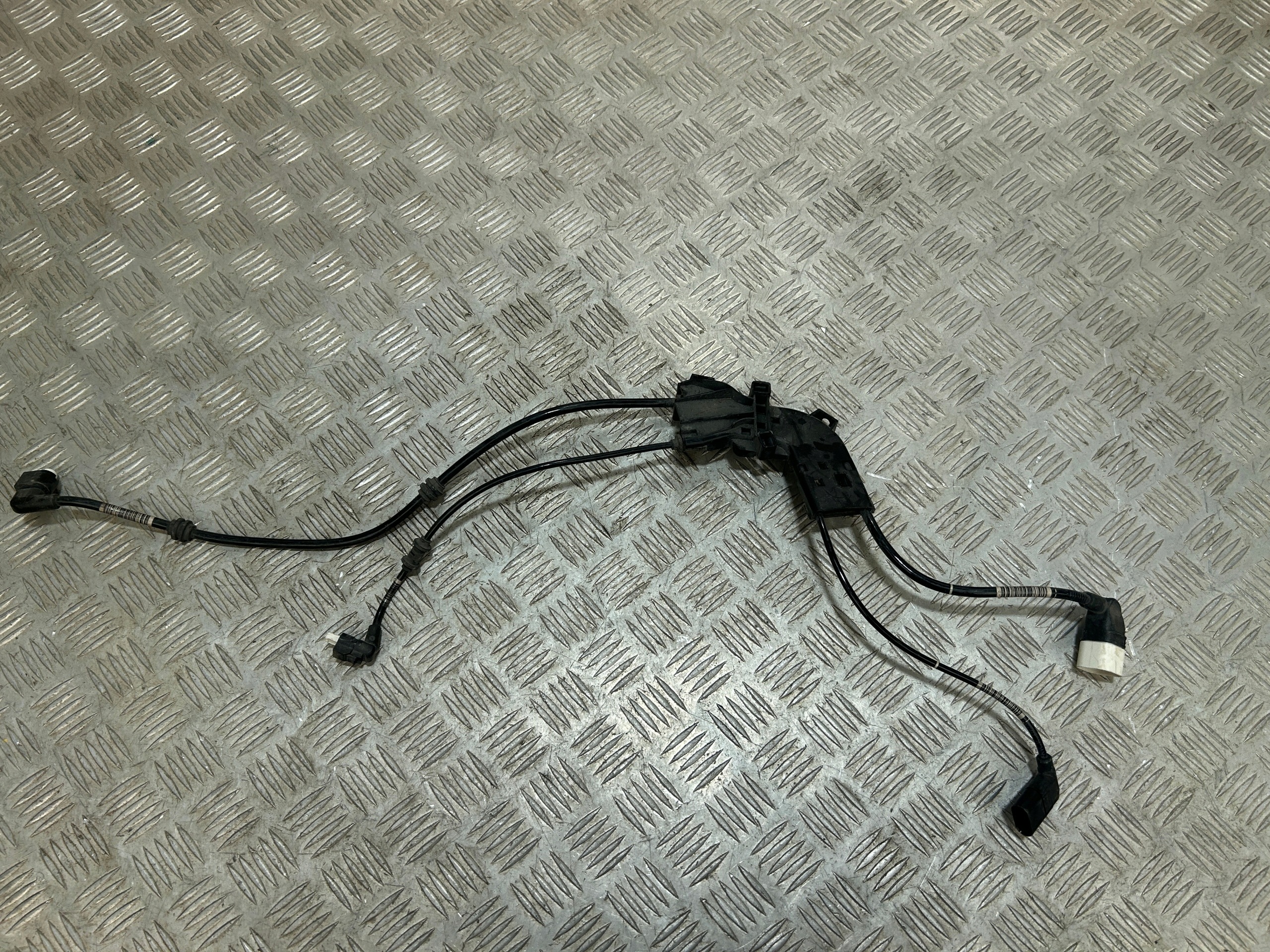 Sensor ABS Mercedes W213 E-Klasse Traseiro Esquerdo image 2