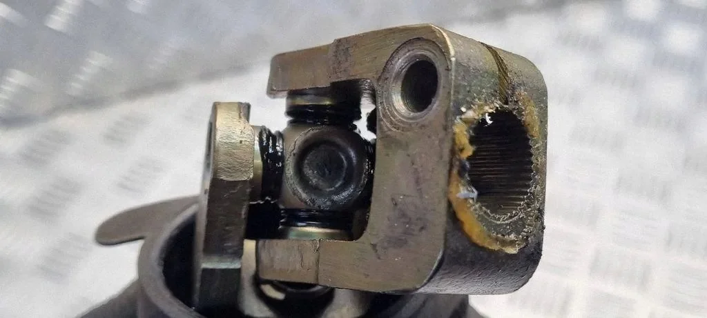 Essieu de roue VW 701419069 image 3