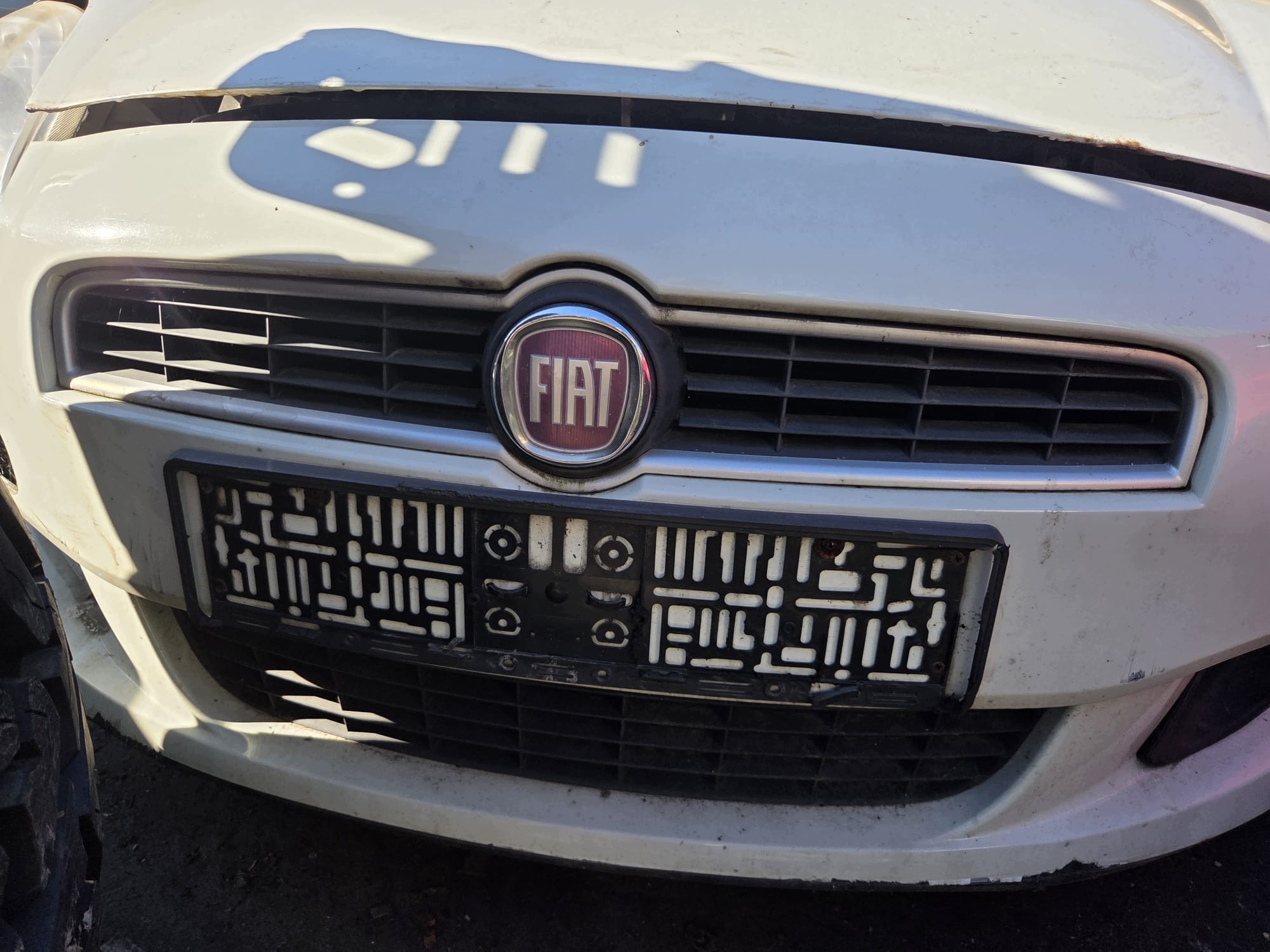Fiat Bravo II 198 etusäleikkö, käytetty