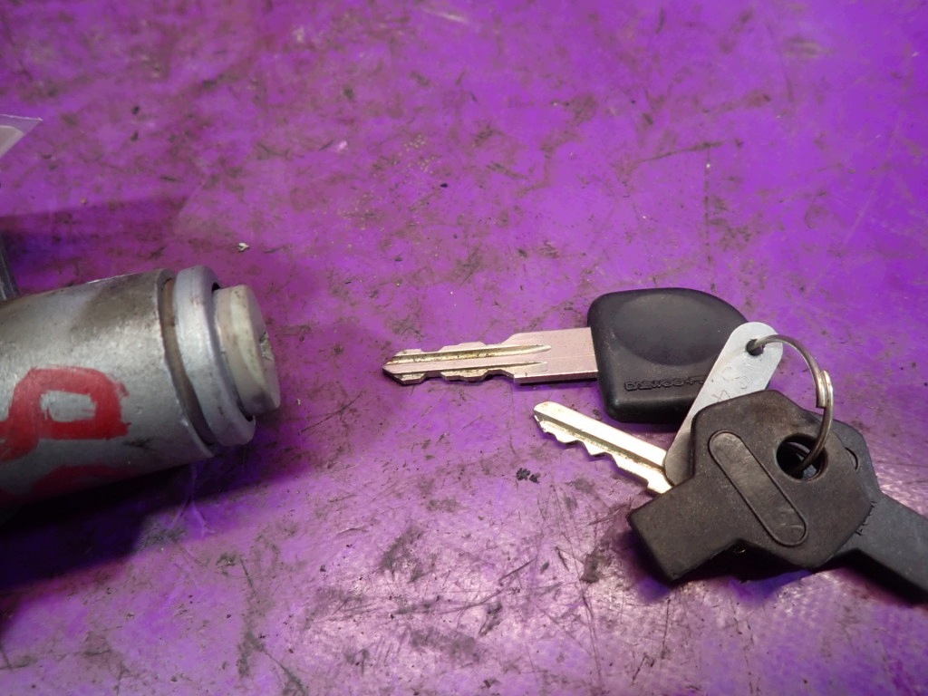 Polonez Caro Ignition Switch Key Z-399660- image 6