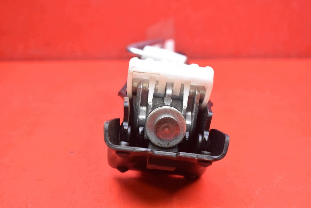 Tunkki nostin A2035830415 Mercedes C W203 00-04