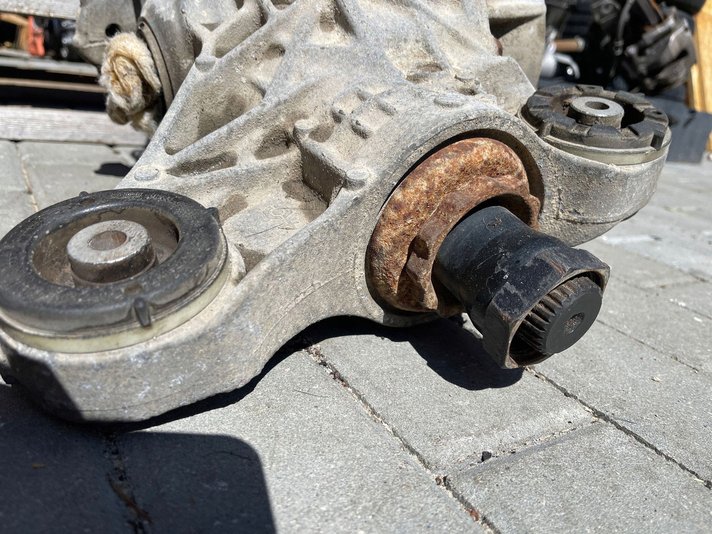 Land Rover L405 takareduktori DPLA4A213EB