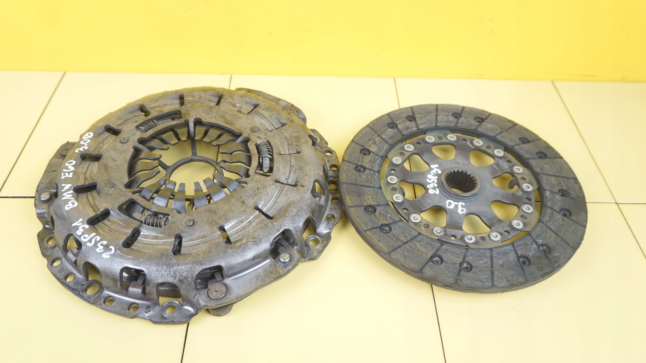 BMW 5 E60 E90 3.0 B 525i kytkin