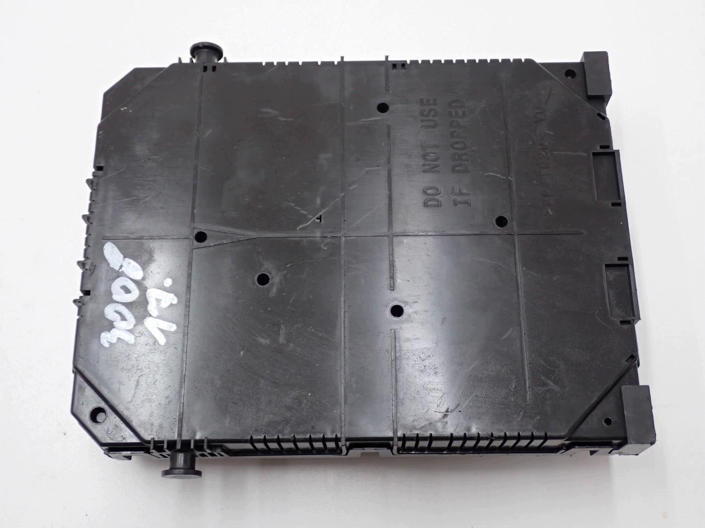 Caixa de Fusíveis Peugeot 3008 II 9819855180