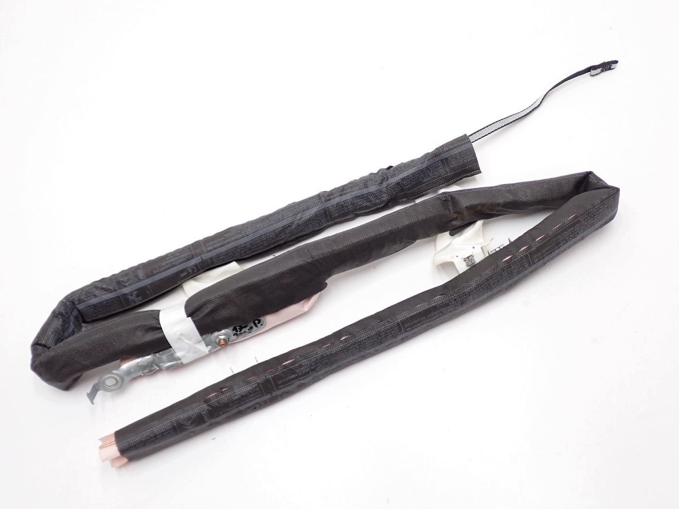 Rideau airbag latéral droit PEUGEOT 3008 II 9811504380