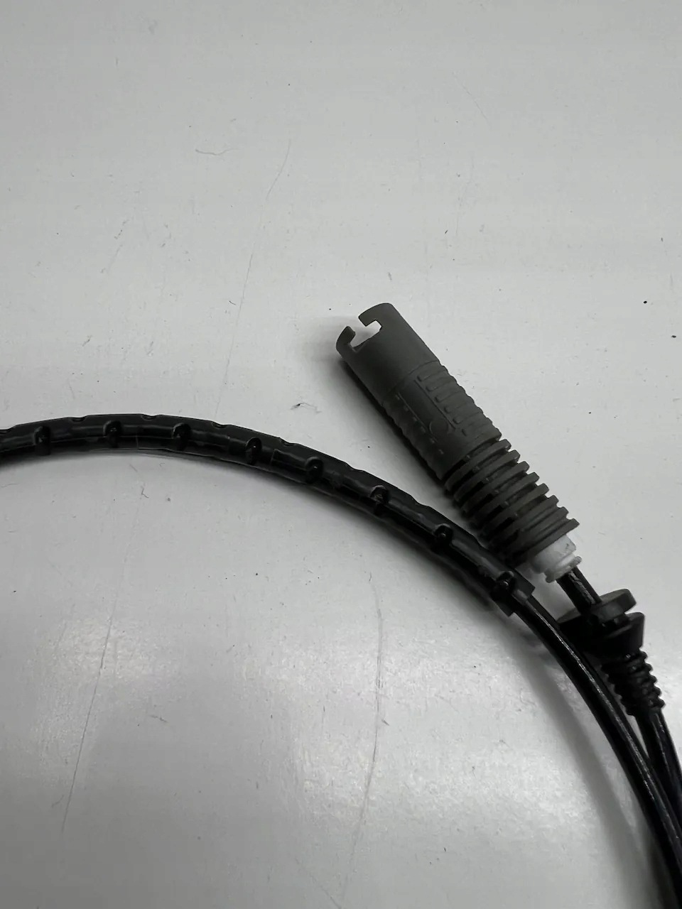 ABS-anturi taka BMW E81 E87 E90 34526762466 image 3
