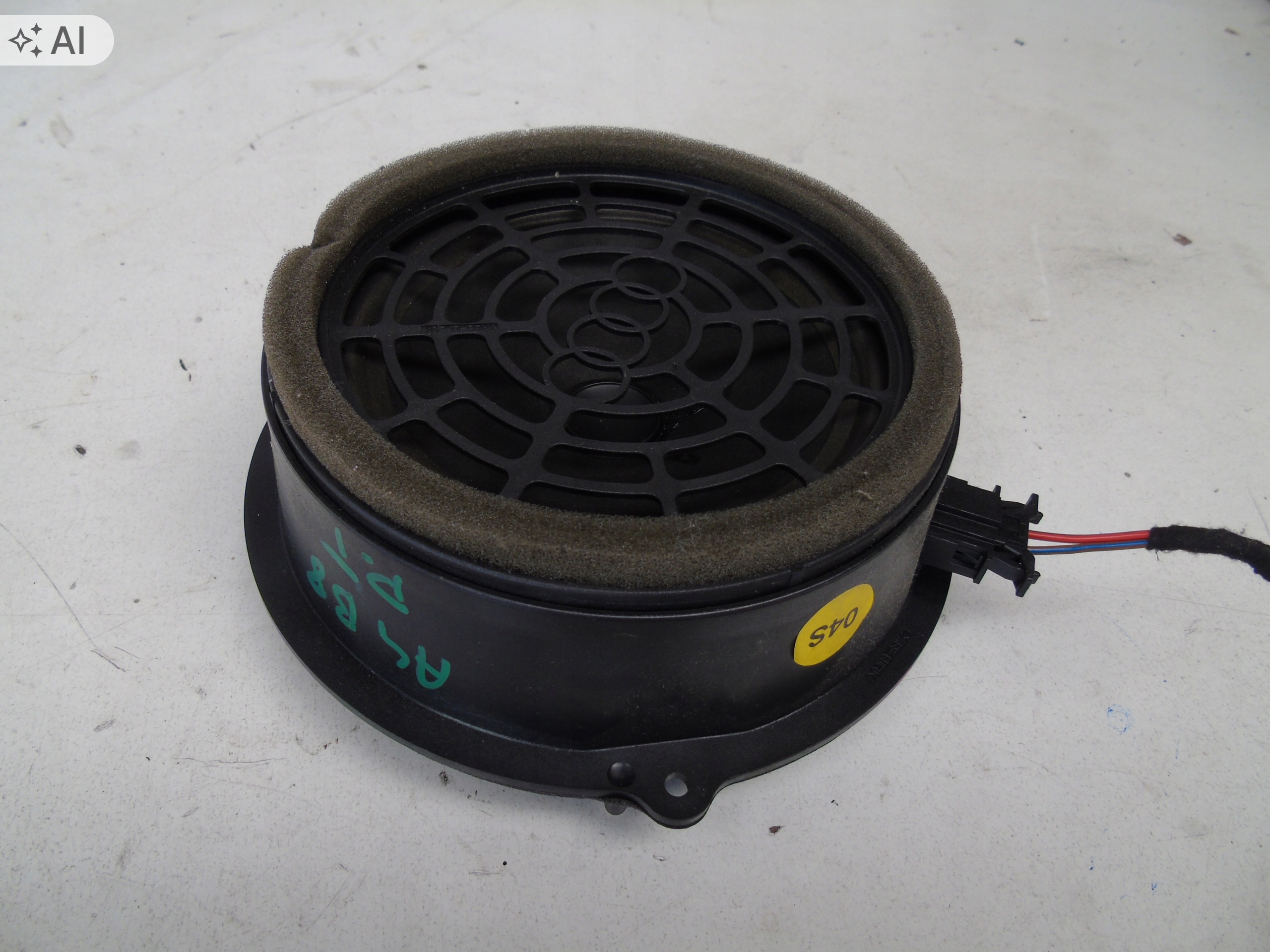 Audi 8K0035411A Käytetty Mid/Woofer