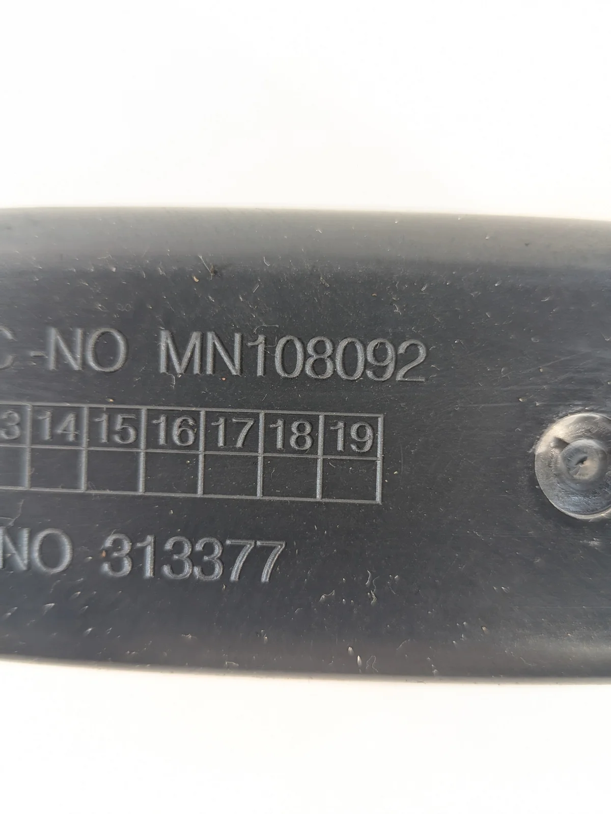 Ablagefach Mitsubishi Colt VI 04-12 OE image 5