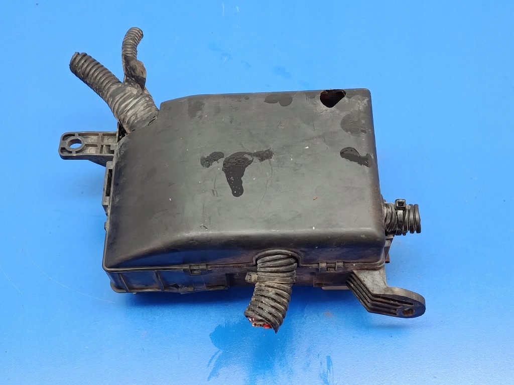 Daewoo Lanos T100 Fuse Box C-508623- image 3