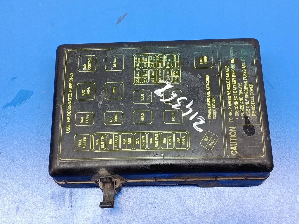 Daewoo Lanos T100 Fuse Box C-508623- image 5