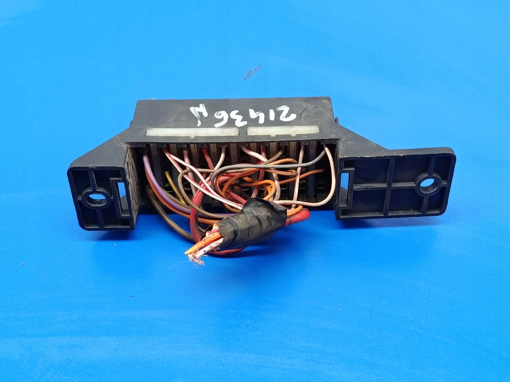 Daewoo Lanos T100 Fuse Box C-508623- image 7