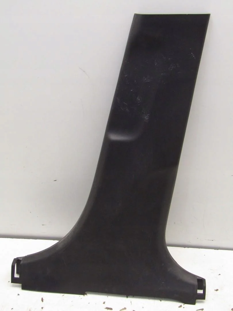 Hyundai 85845-J9000 Habillage Pilier Droit Occasion