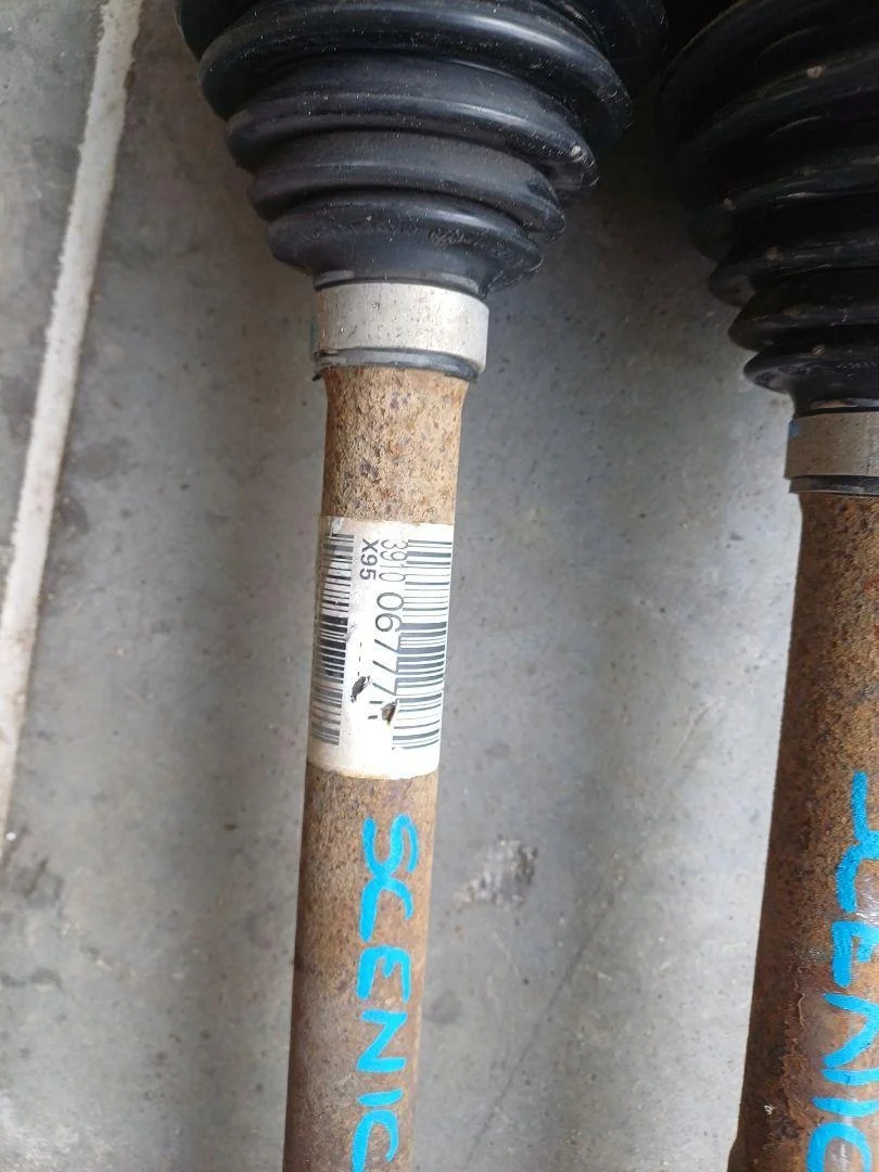 Renault Drive Shaft 391006777R Used