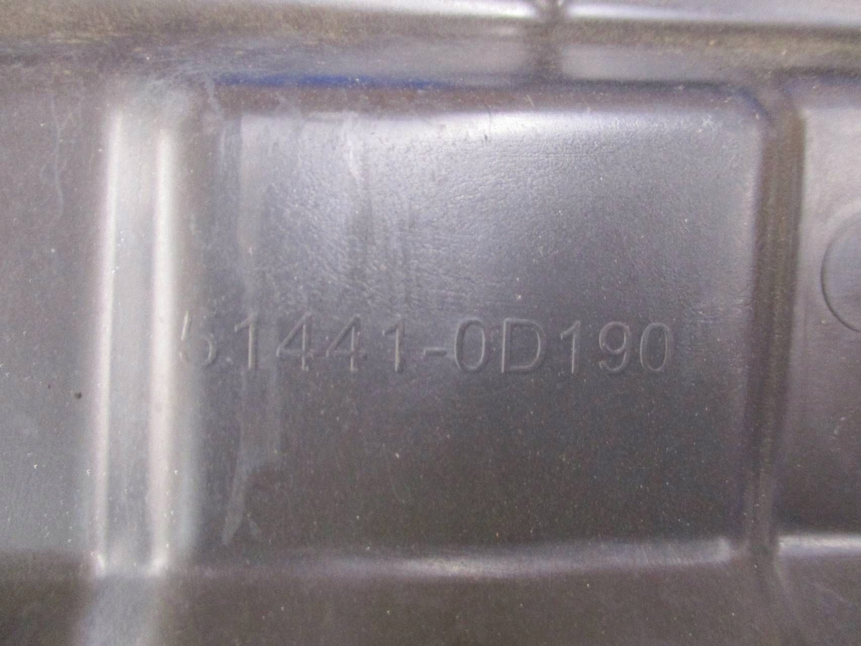 Toyota OE 51441-0D190 Cache Moteur image 4