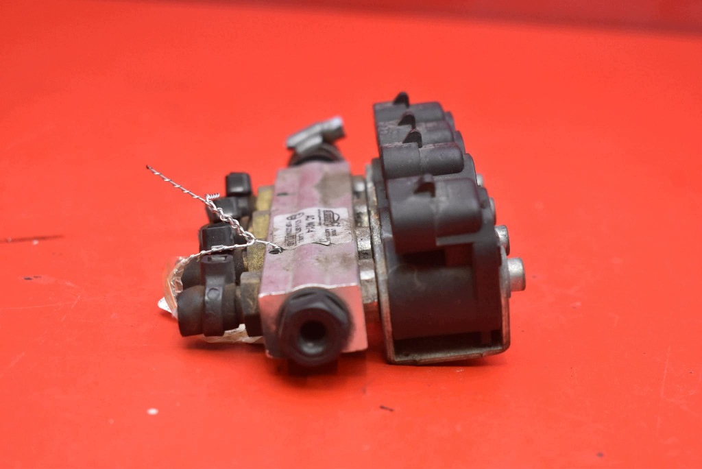 LPG Injector Rail AC W01-4 Gebruikt image 4