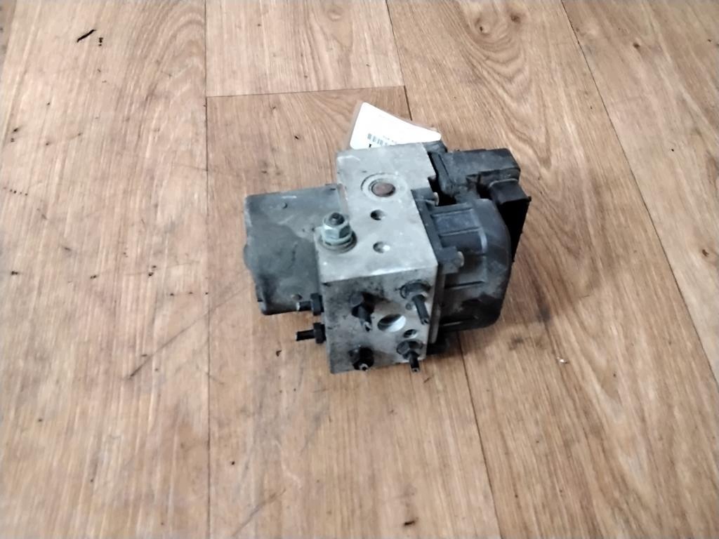 AUDI A4 B5 ABS-pumppu 0273004282