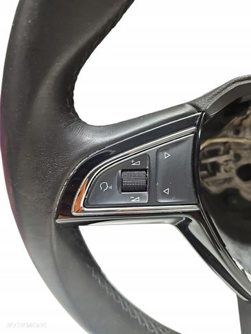Multifunktionslenkrad Skoda Superb III 3V0419091L