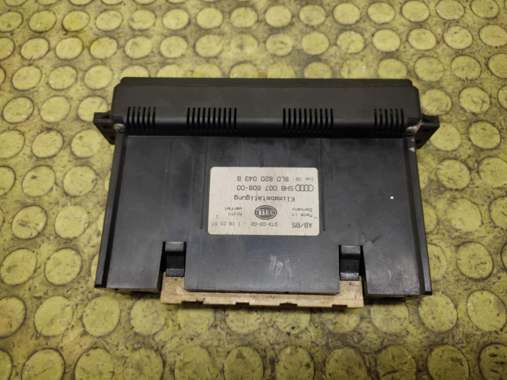 AUDI A4 B5 Lüftungsgitter Klimaanlage 8L0820043B image 3
