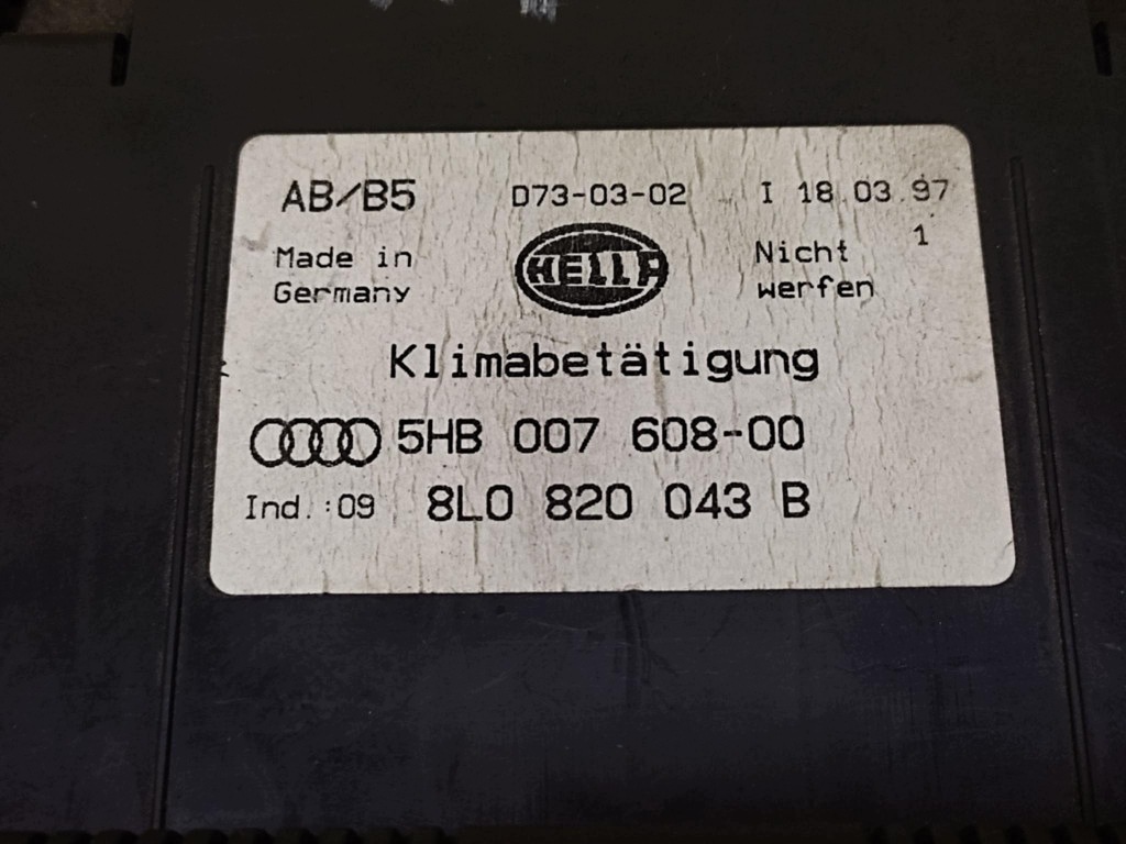AUDI A4 B5 Lüftungsgitter Klimaanlage 8L0820043B image 8