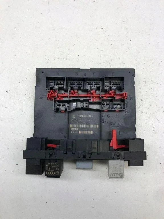 Module confort Audi A3 Sportback 8P0907279C