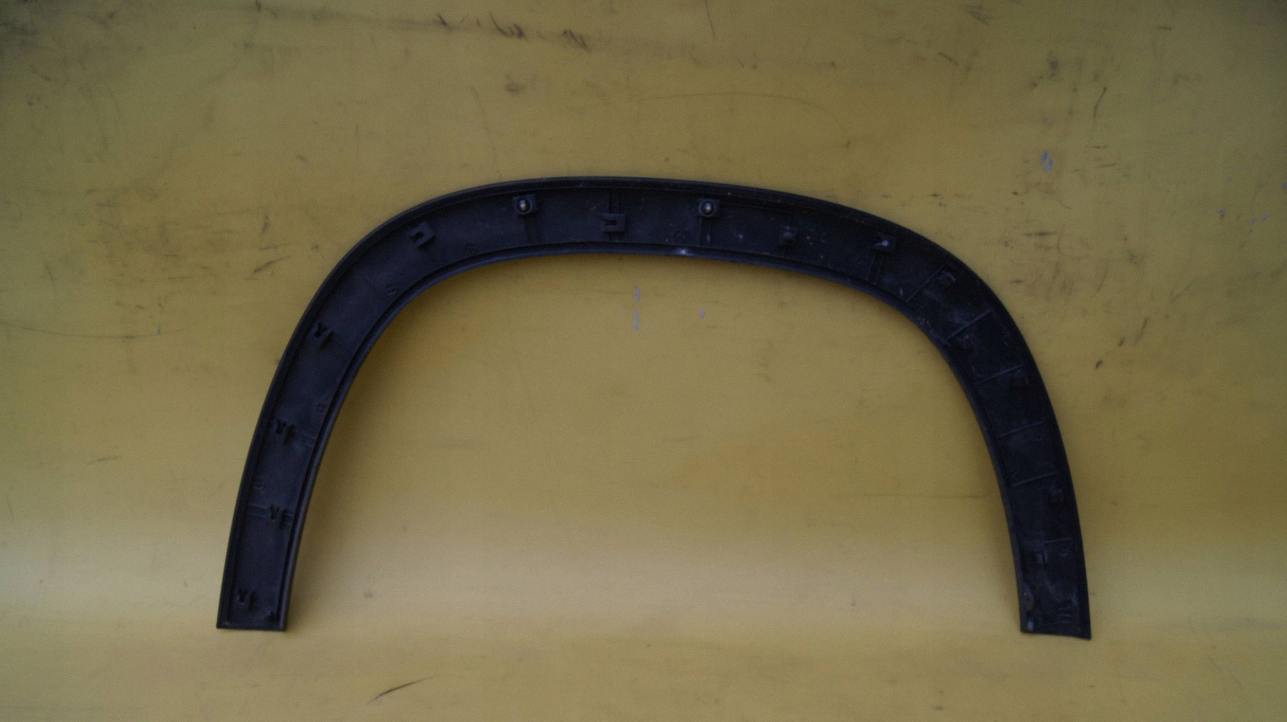 Chevrolet Orlando - Moldura Guarda-lamas Esquerdo image 4