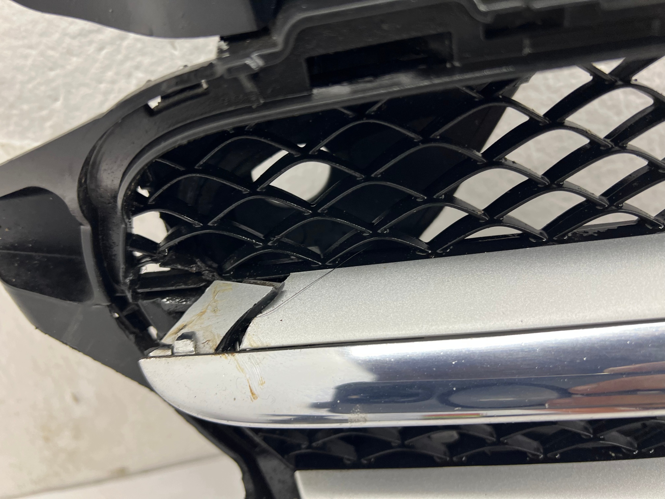 Kühlergrill Mercedes C-Klasse W205 LIFT A2058801704 image 5