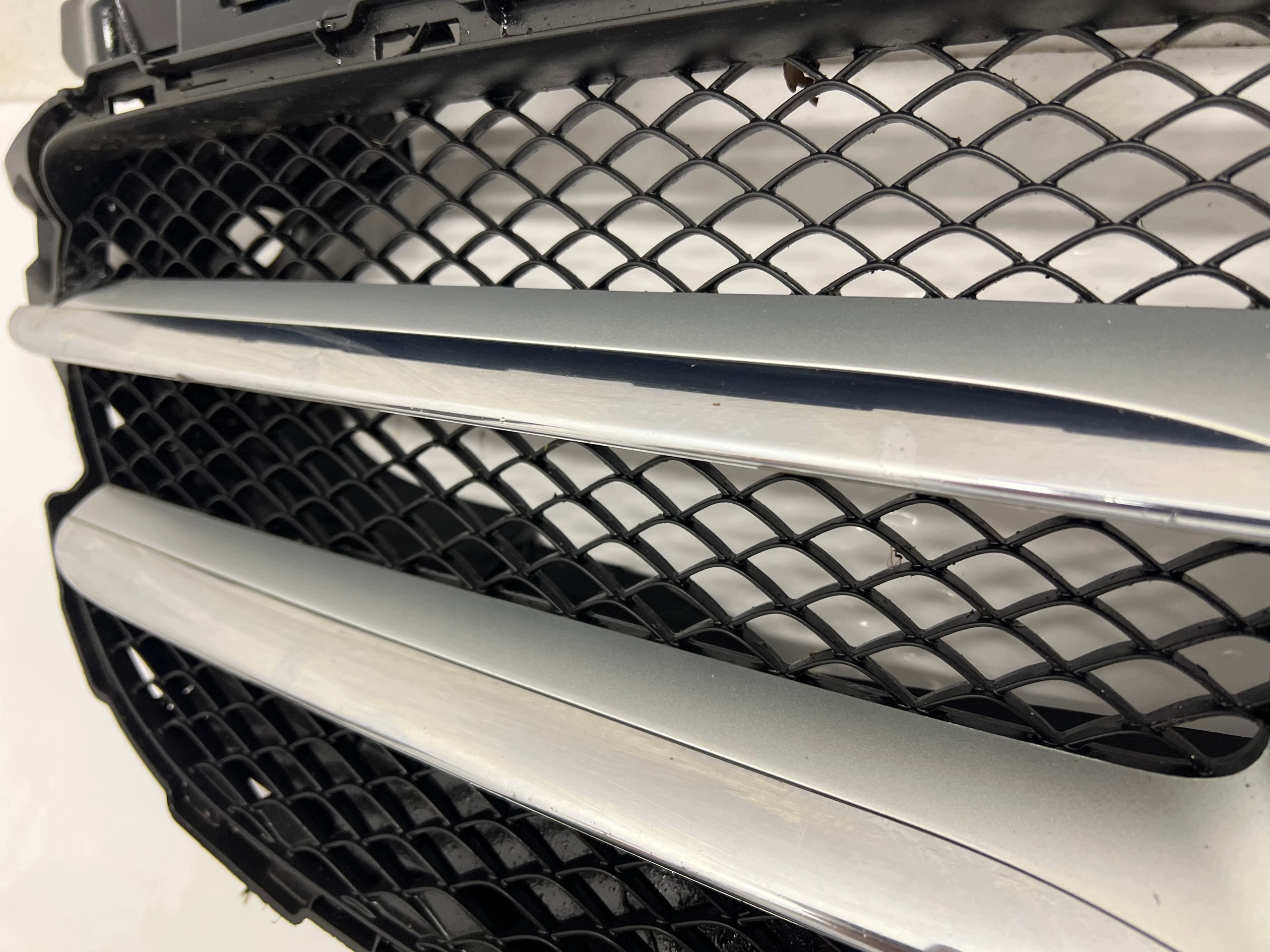 Kühlergrill Mercedes C-Klasse W205 LIFT A2058801704 image 7