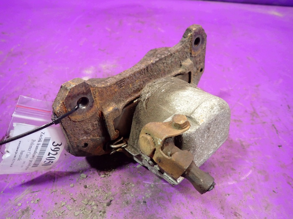 Polonez Caro 1,5 73KM Bremssattel vorne rechts Z-392050- image 3