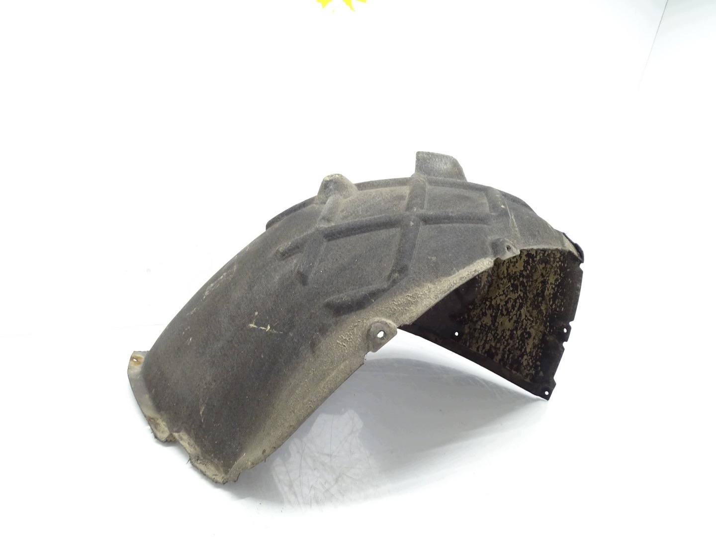 Lokasuoja etu oikea VW Touareg II 7P 7P6805978A