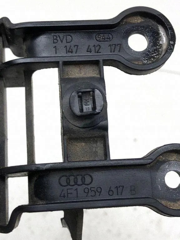 Vattenventil Audi A6 C6 3.0 TDI image 5
