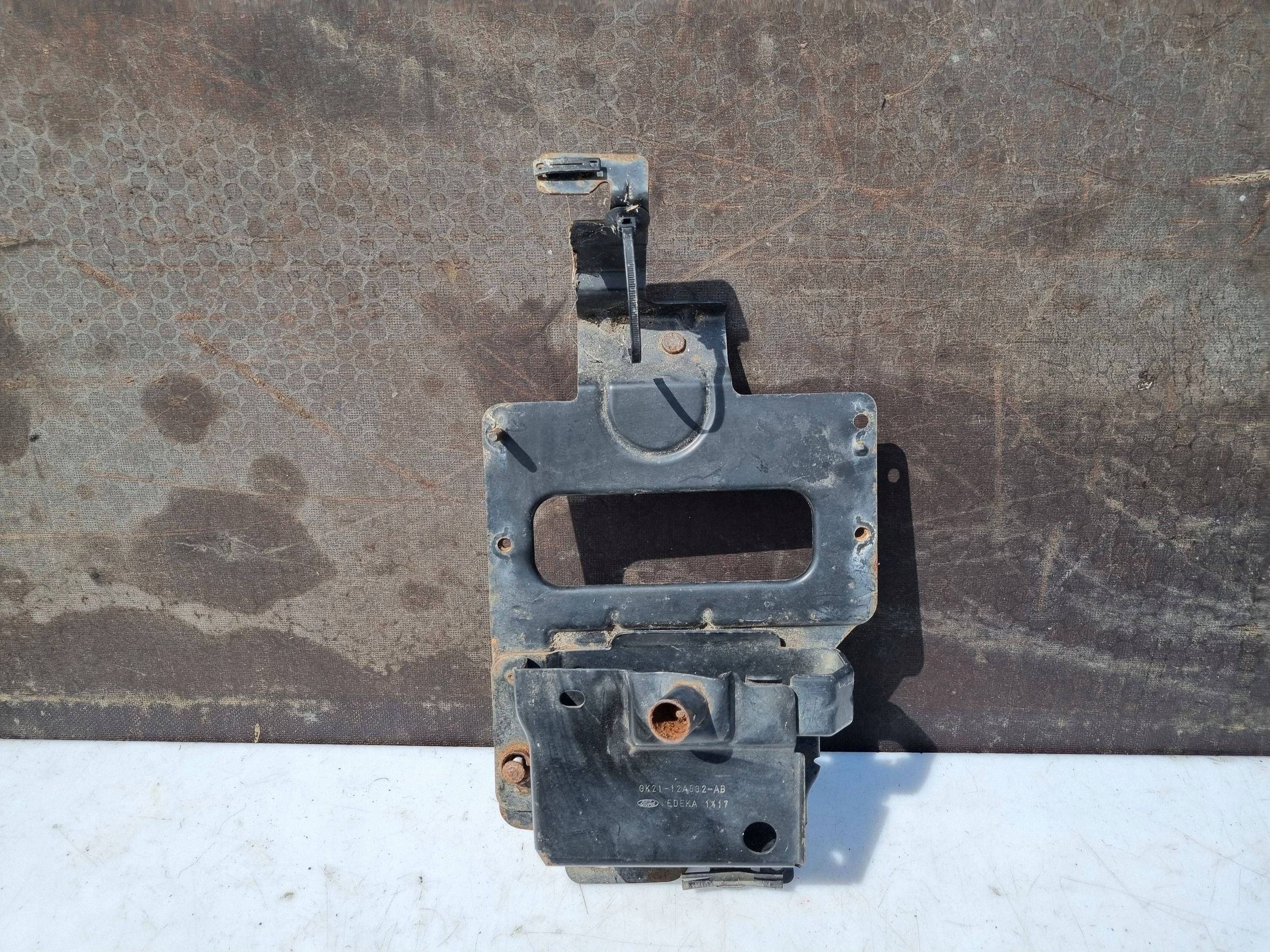 Motorsteuergerätehalter Ford Transit GK2112A532AB