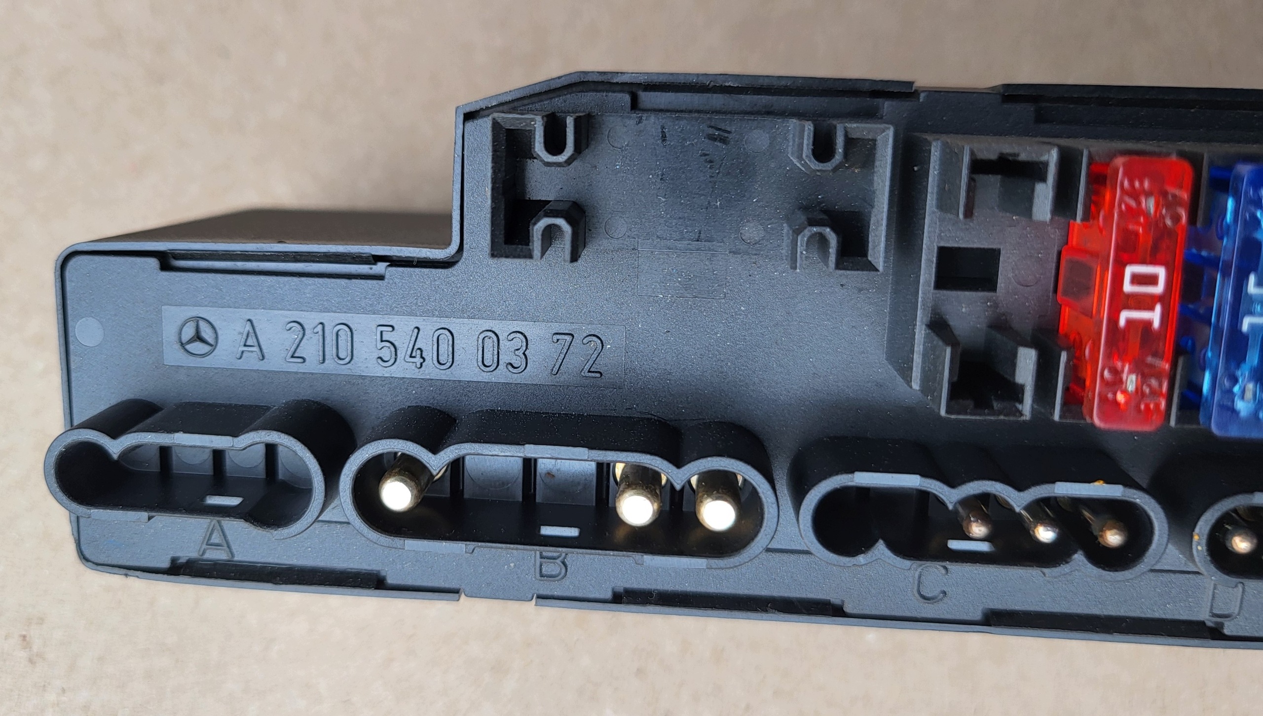 Módulo BSI Mercedes E-KL W210 2.2D A2105400372