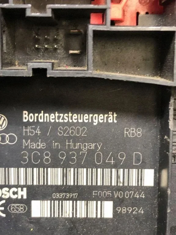 VW Caddy III Comfort Module F005V00744 image 3
