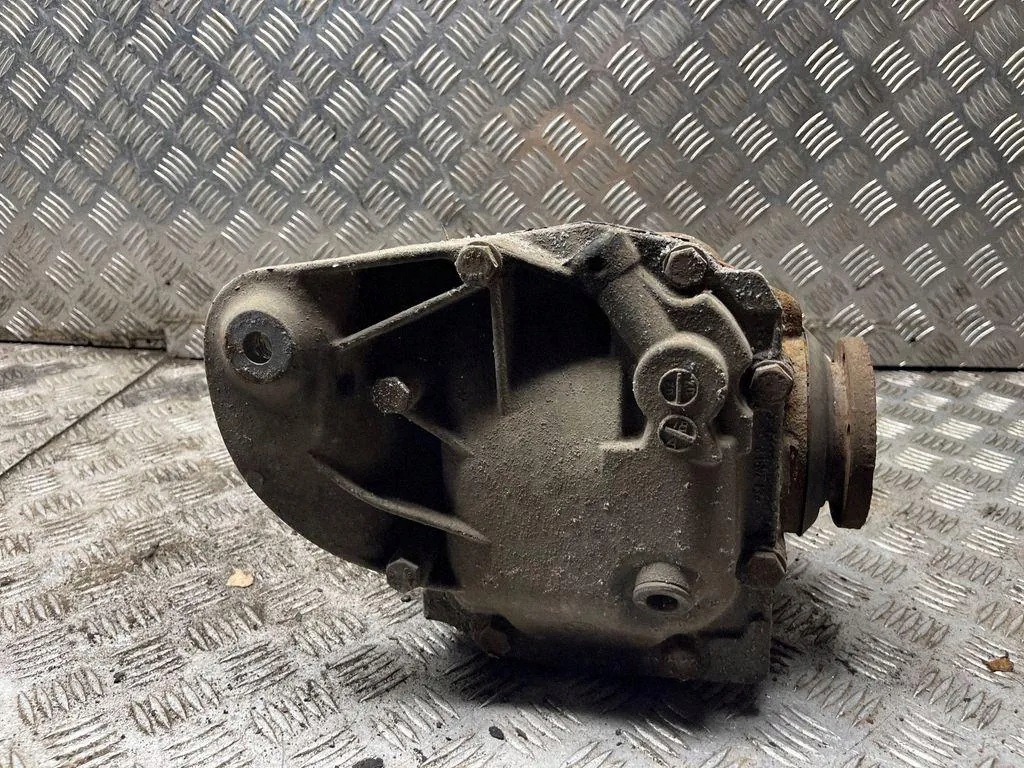 Bakre differential BMW 1 (E81) 754158001 image 3