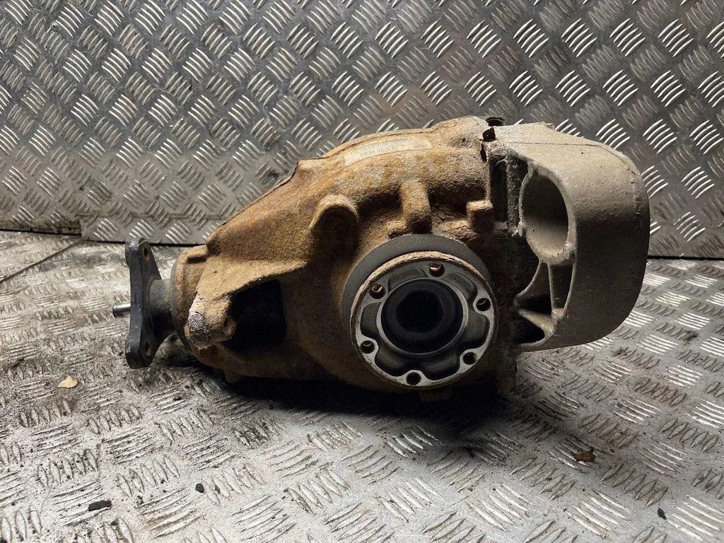 Bakre differential BMW 1 (E81) 754158001 image 4