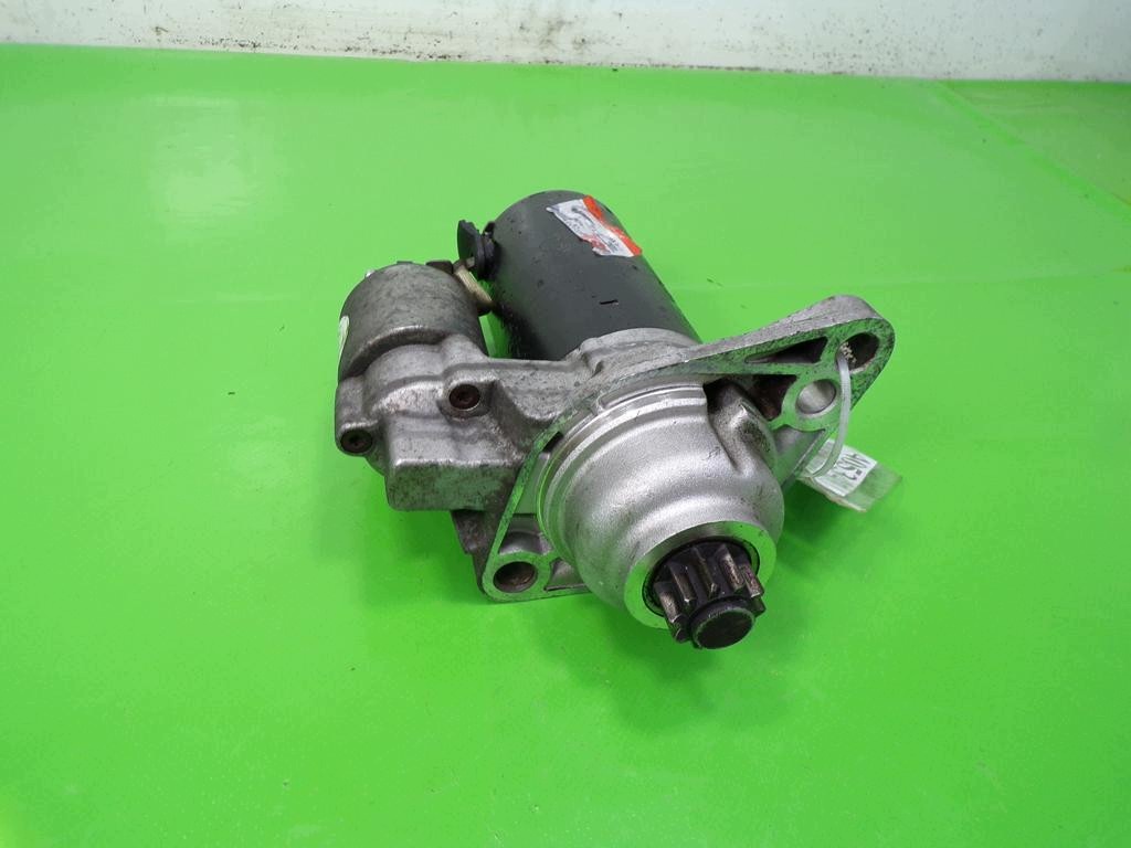 Volkswagen Touran 1.9TDI Starter F-405343- image 2