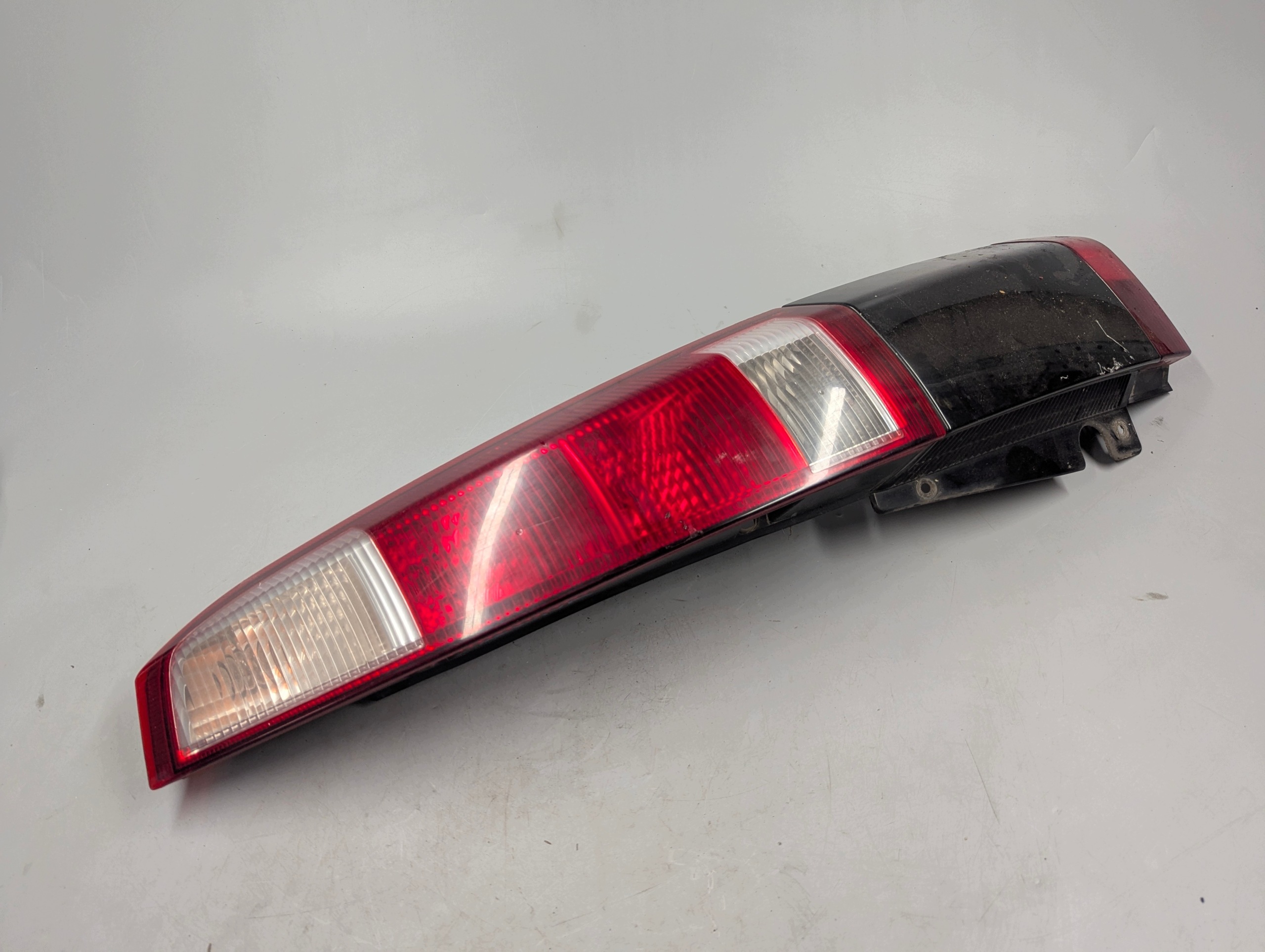 Rechter achterlicht Opel Meriva A 13130030 13130028 image 3