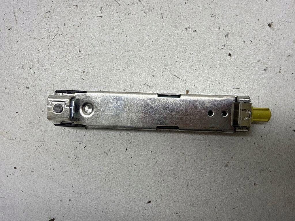 Antennivahvistin SEAT LEON (KL1) 5FE035225