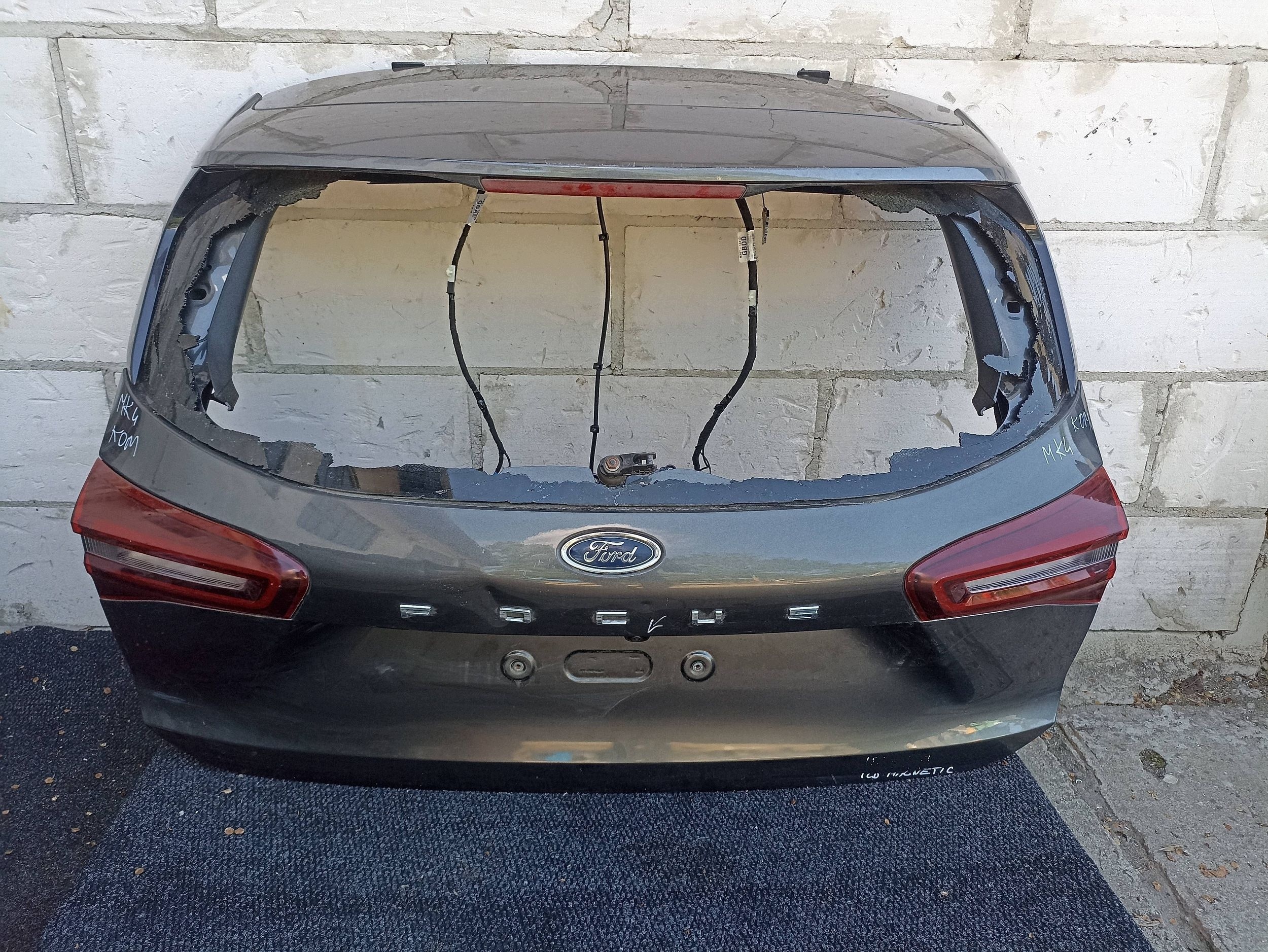 Ford Focus MK4 Kombi Tailgate Trunk Lid Camera