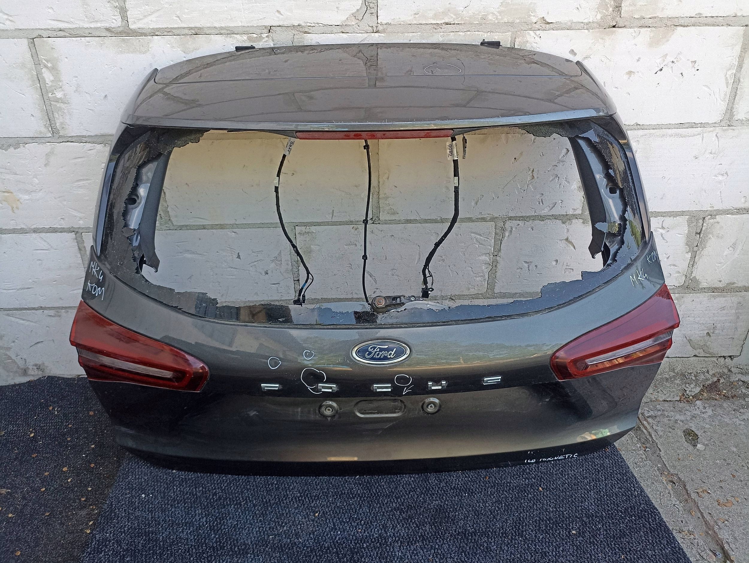 Ford Focus MK4 Kombi Tailgate Trunk Lid Camera