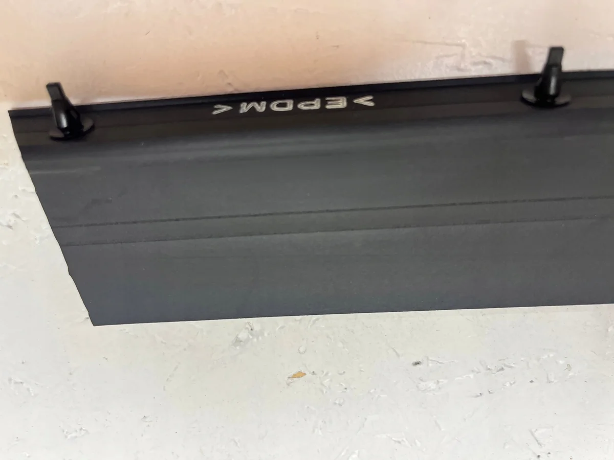 Dichtung Luftklappe Lexus UX 200 250h 55789-76030 image 3