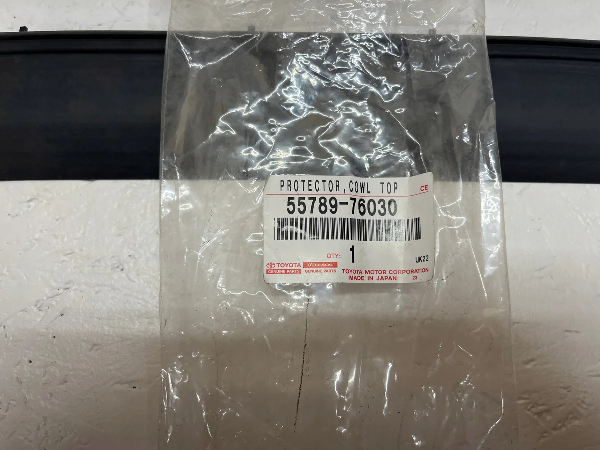 Dichtung Luftklappe Lexus UX 200 250h 55789-76030 image 5