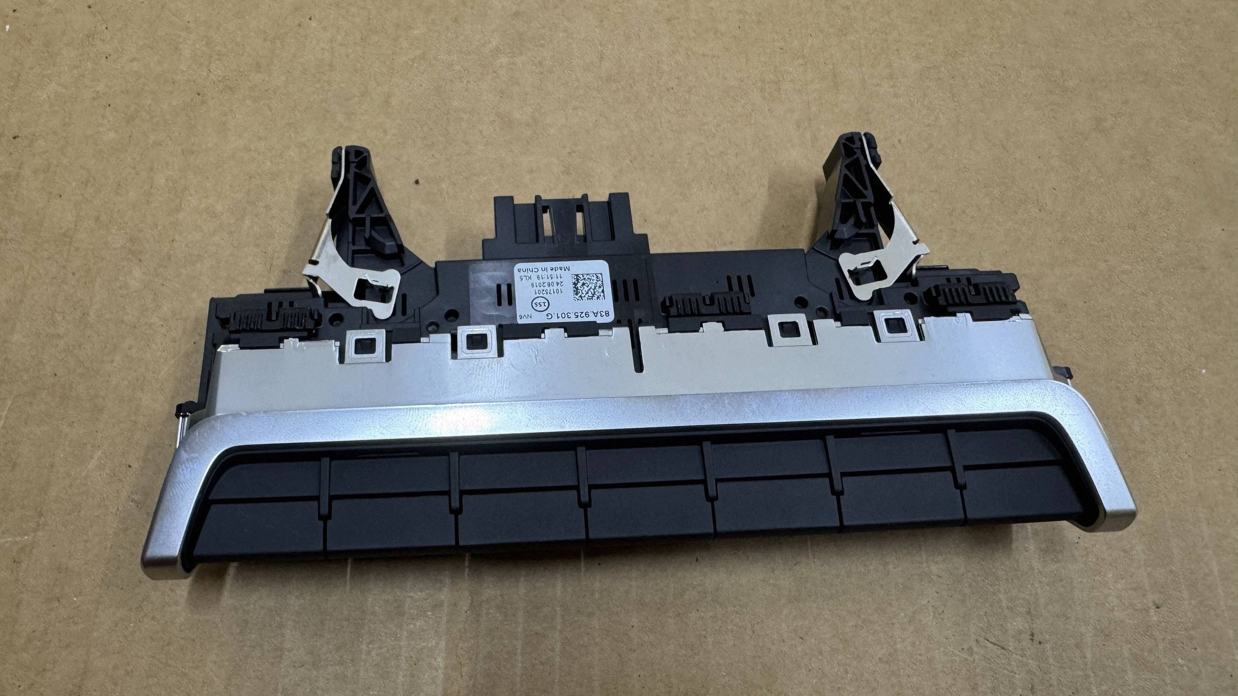 Panel Interruptor Luces Emergencia Audi A3 8Y 83A925301G