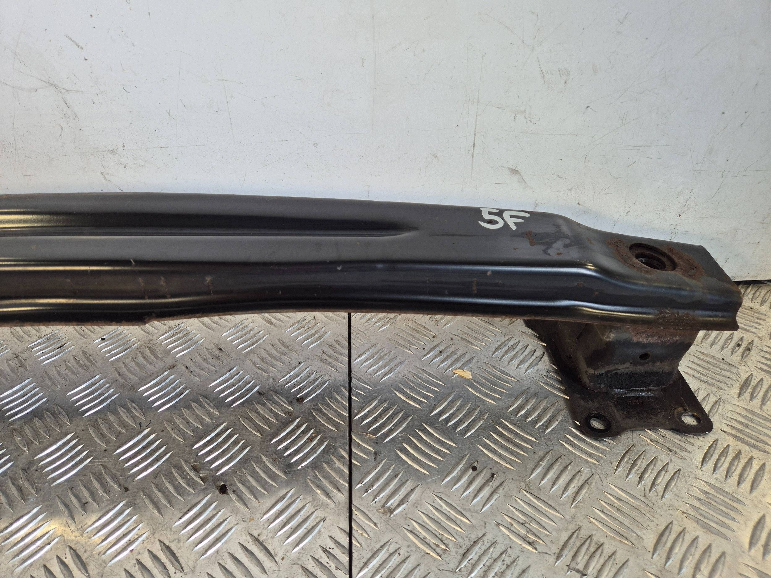 Viga para-choques traseiro Seat Leon III 5F9 image 3