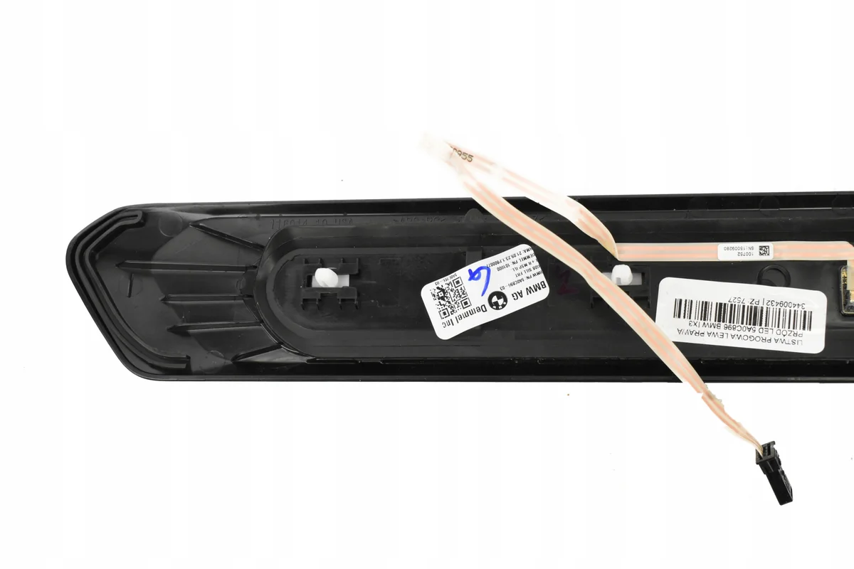 Schwellerleiste vorne LED BMW IX3 G08 image 6