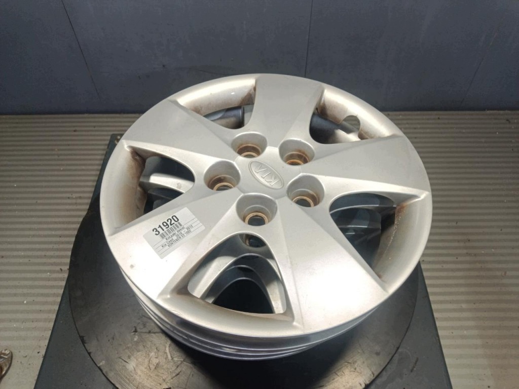 KIA CEED I wieldoppen 15" set 52960-1H000 image 2