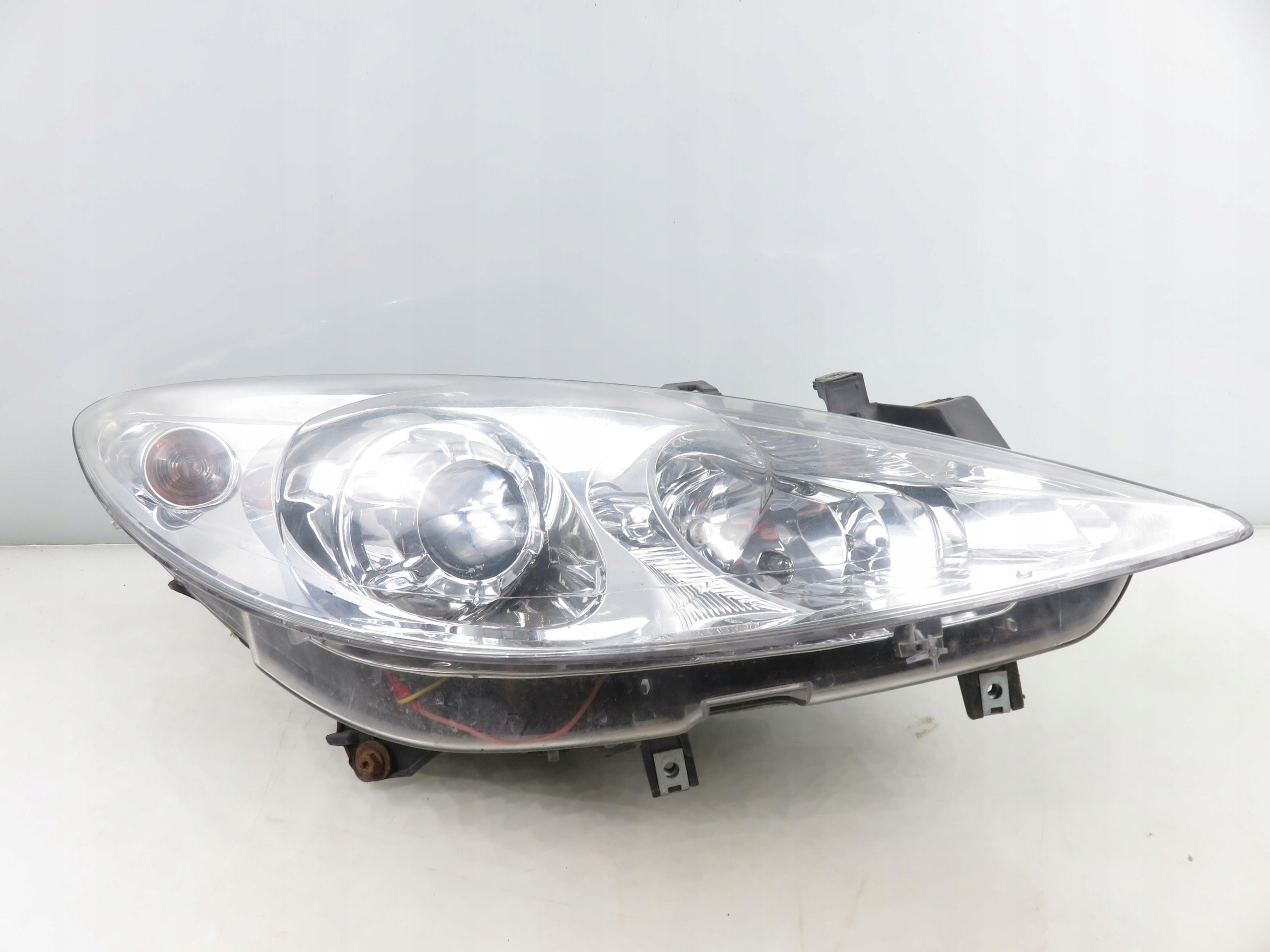 Used Peugeot 307 SW Right Headlight