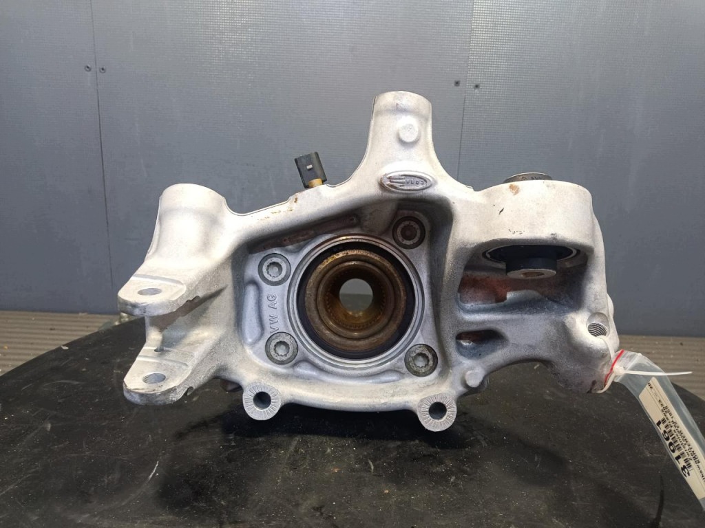 VW Touareg III Achsschenkel rechts hinten image 4