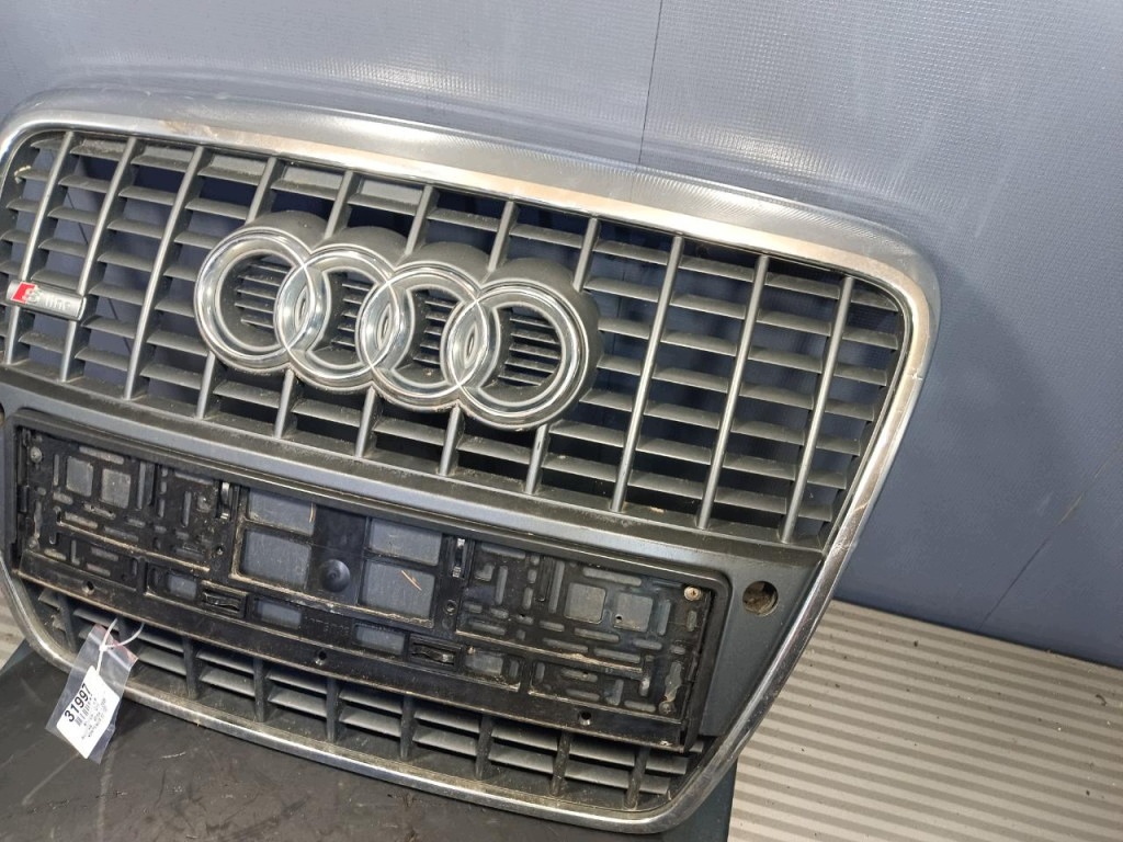 Calandre Audi A6 C6 PDC occasion image 3